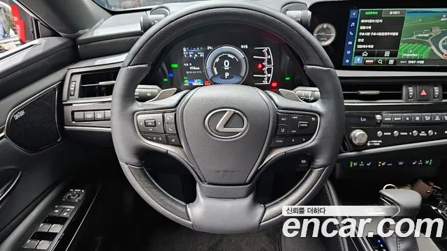 Lexus ES300h 7th generation 2023 Белый из Кореи, фото 4