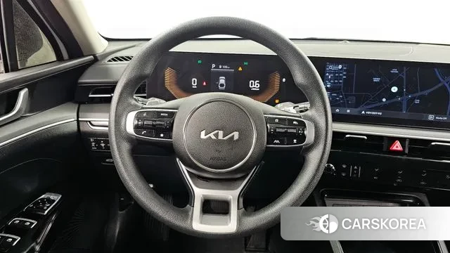 Kia The New K5 3rd generation 2024 Белый из Кореи, фото 4