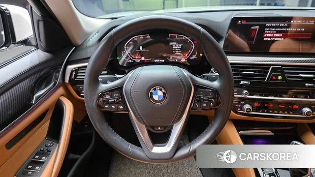 BMW 5 Series (G30) 2020 Белый из Кореи, фото 4