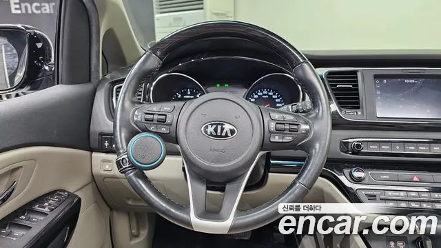Kia The New Carnival 2018 Серый из Кореи, фото 4