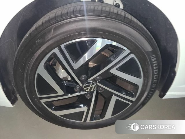 Volkswagen 7th Generation of Jetta 2024 Белый из Кореи, фото 4