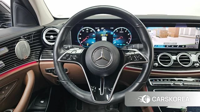 Mercedes-Benz E-Class W213 2021 Черный из Кореи, фото 4