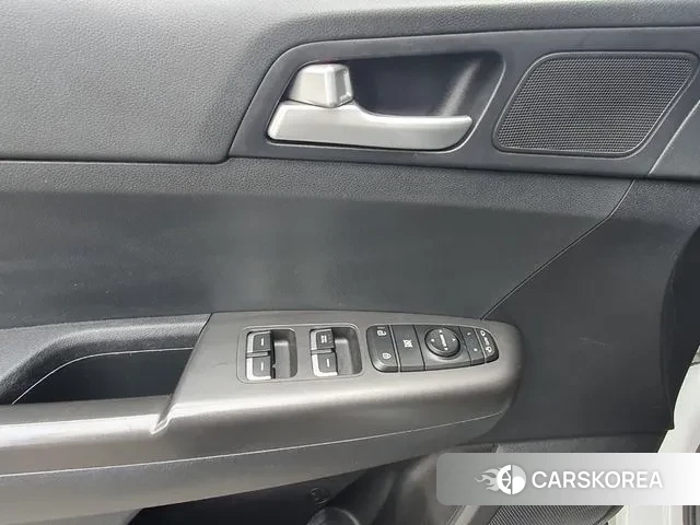 Kia Sportage The Bold 2019 Белый из Кореи, фото 4