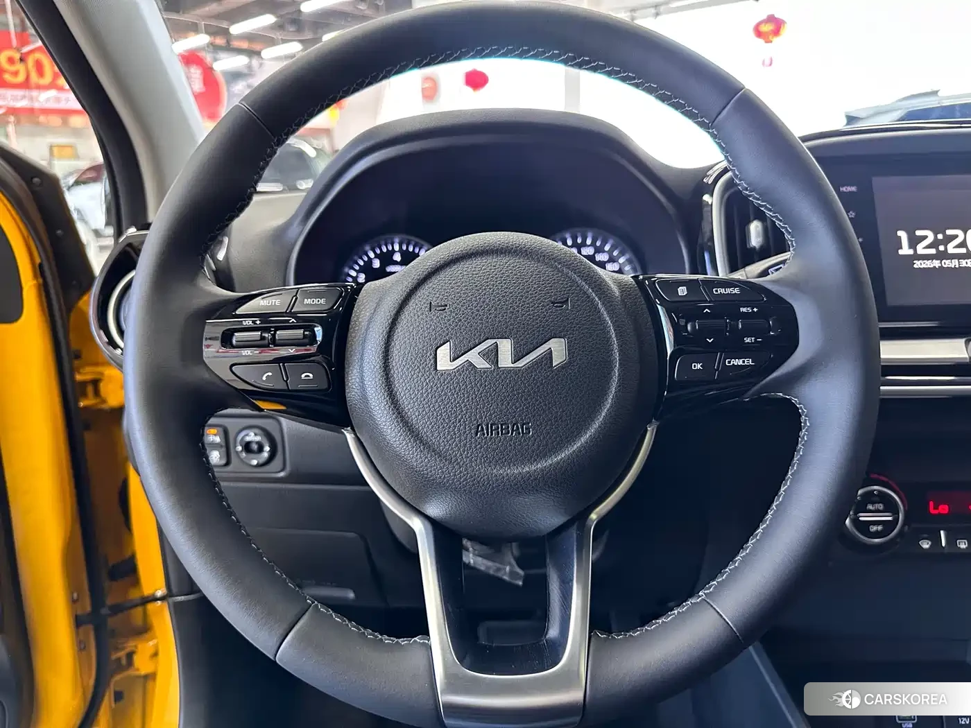 Kia KX1 2022 Yellow/orange из Китая, фото 4