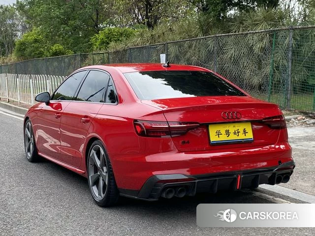 Audi S4 2023 Красный из Китая, фото 4
