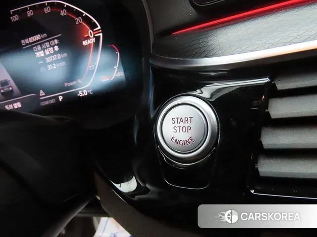 BMW 5 Series (G30) 2023 Серый из Кореи, фото 4