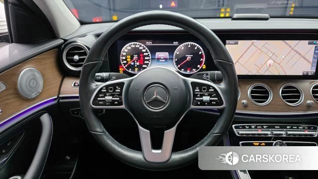 Mercedes-Benz E-Class W213 2020 Белый из Кореи, фото 4