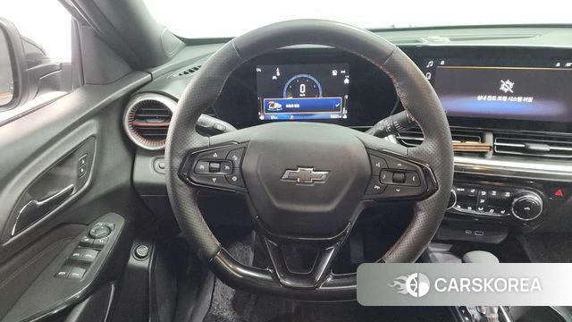 Chevrolet (GM Daewoo) Trax Crossover 2024 Черный из Кореи, фото 4