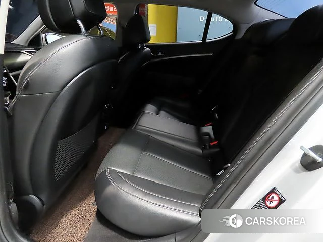 Genesis G70 2018 Серебряный из Кореи, фото 4