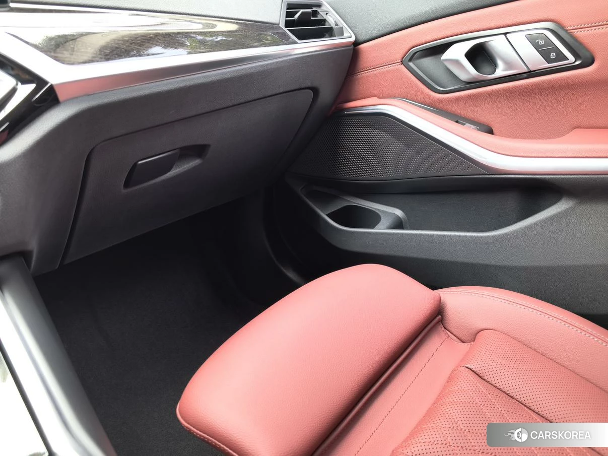 BMW 3 series 2022 Черный из Китая, фото 4