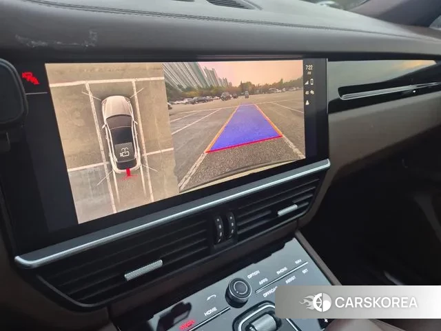 Porsche Cayenne (PO536) 2023 Светло-серебряный цвет из Кореи, фото 4