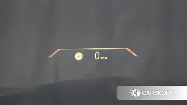 BMW X7 (G07) 2024 Светло-серебряный цвет из Кореи, фото 4