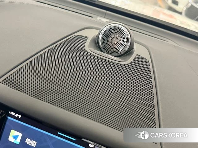 Volvo XC60 PHEV 2024 Белый из Китая, фото 4