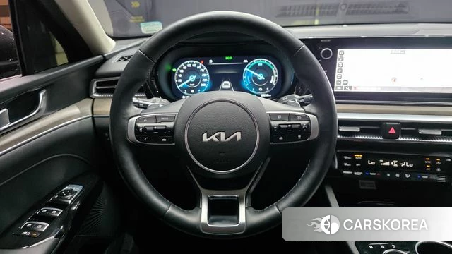 Kia K5 Hybrid 3rd Generation 2023 Черный из Кореи, фото 4