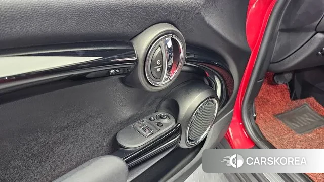 Mini Cooper 2019 Красный из Кореи, фото 4