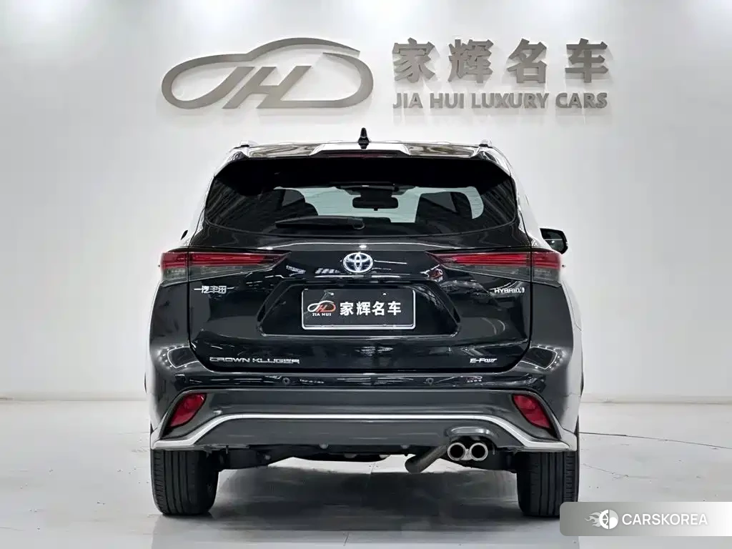 Toyota Crown 2024 Черный из Китая, фото 4