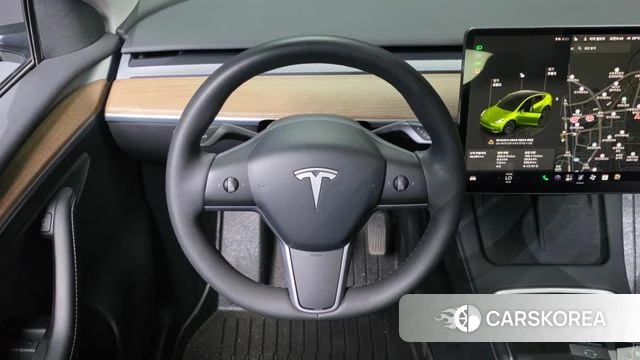 Tesla Model Y 2024 Черный из Кореи, фото 4