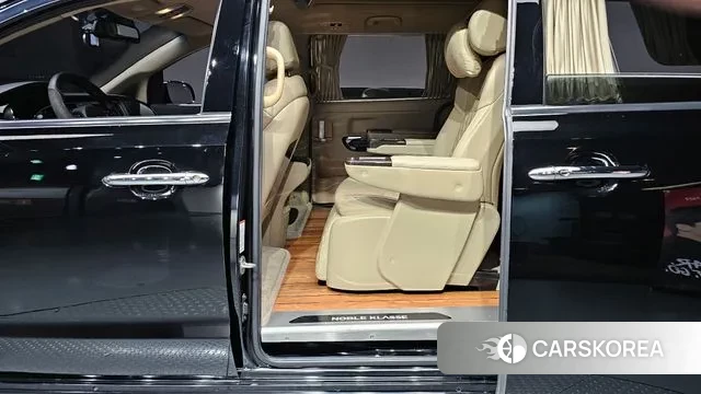 Kia The New Carnival 2019 Черный из Кореи, фото 4