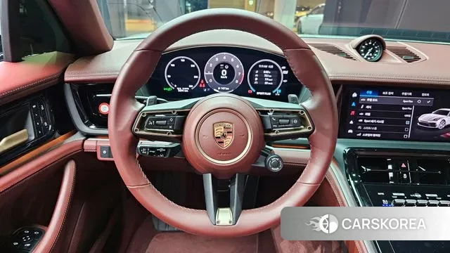 Porsche Panamera (972) 2024 Серебристо-серый из Кореи, фото 4