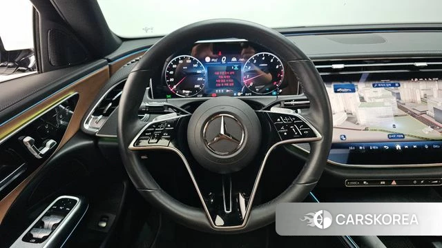 Mercedes-Benz E-Class W214 2024 Белый из Кореи, фото 4