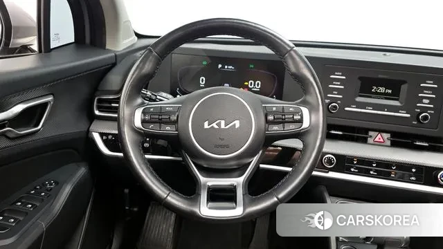 Kia Sportage 5th Generation 2023 Серебристо-серый из Кореи, фото 4