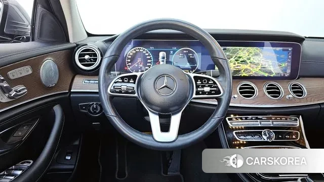 Mercedes-Benz E-Class W213 2018 Серый из Кореи, фото 4