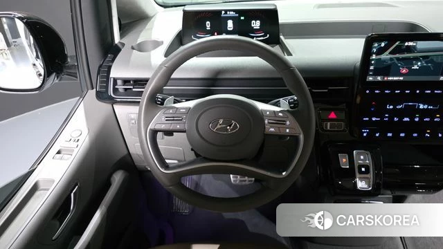 Hyundai Staria 2024 Белый из Кореи, фото 4