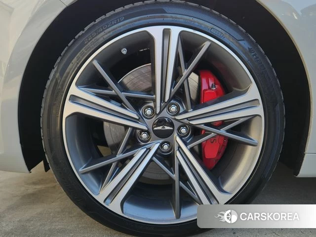 Genesis The New G70 2025 Серебристо-серый из Кореи, фото 4