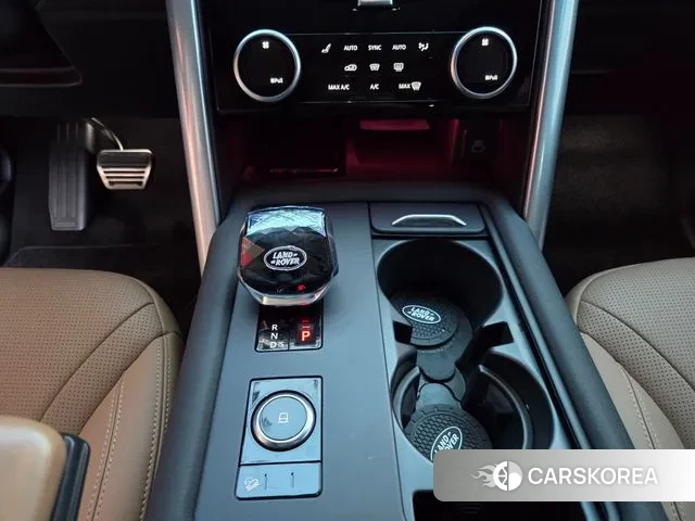 Land Rover Discovery 5 2024 Черный из Кореи, фото 4