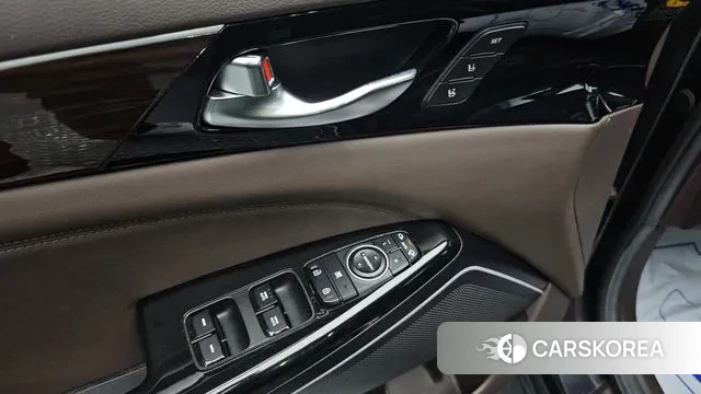 Kia Come New K7 2018 Серый из Кореи, фото 4