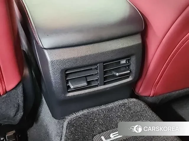 Lexus New IS300 2019 Серебряный из Кореи, фото 4