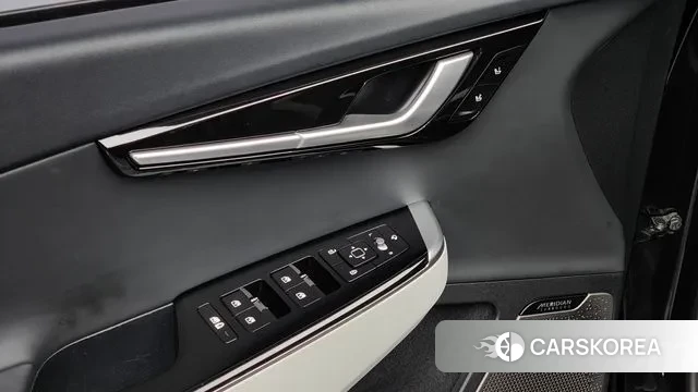 Kia EV6 2023 Черный из Кореи, фото 4