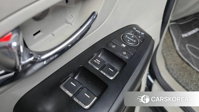 Kia The New Carnival 2018 Черный из Кореи, фото 4