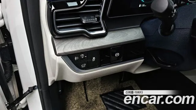 Kia Sportage 5th Generation 2023 Белый из Кореи, фото 4