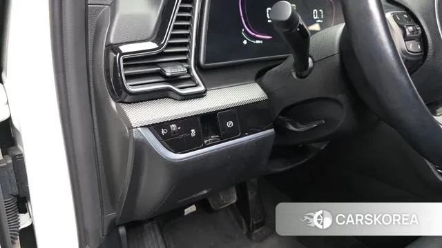 Kia Sportage 5th Generation 2023 Белый из Кореи, фото 4