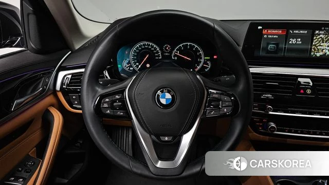 BMW 5 Series (G30) 2018 Черный из Кореи, фото 4