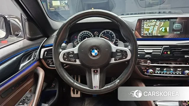 BMW 5 Series (G30) id 3050487 из Кореи 4