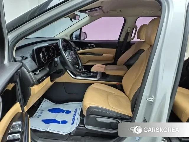 Kia Carnival 4th generation 2020 Серебряный из Кореи, фото 4