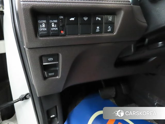 Honda Odyssey 2019 Белый из Кореи, фото 4