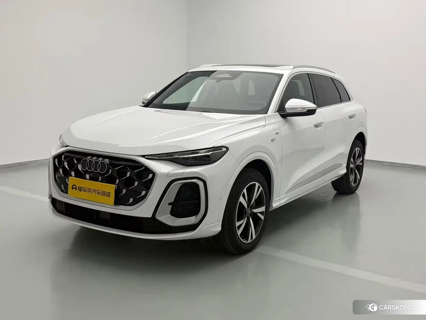 Audi Q5L 2026 Белый из Китая, фото 4
