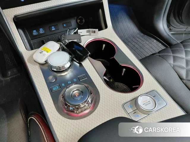 Genesis GV80 2024 Серый из Кореи, фото 4