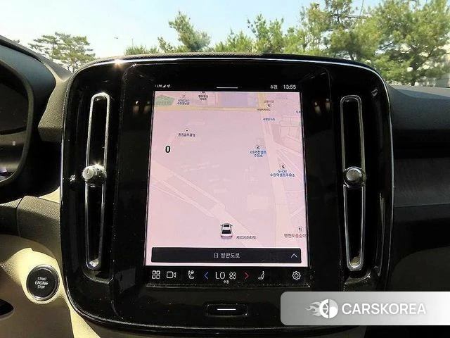 Volvo XC40 2022 Белый из Кореи, фото 4