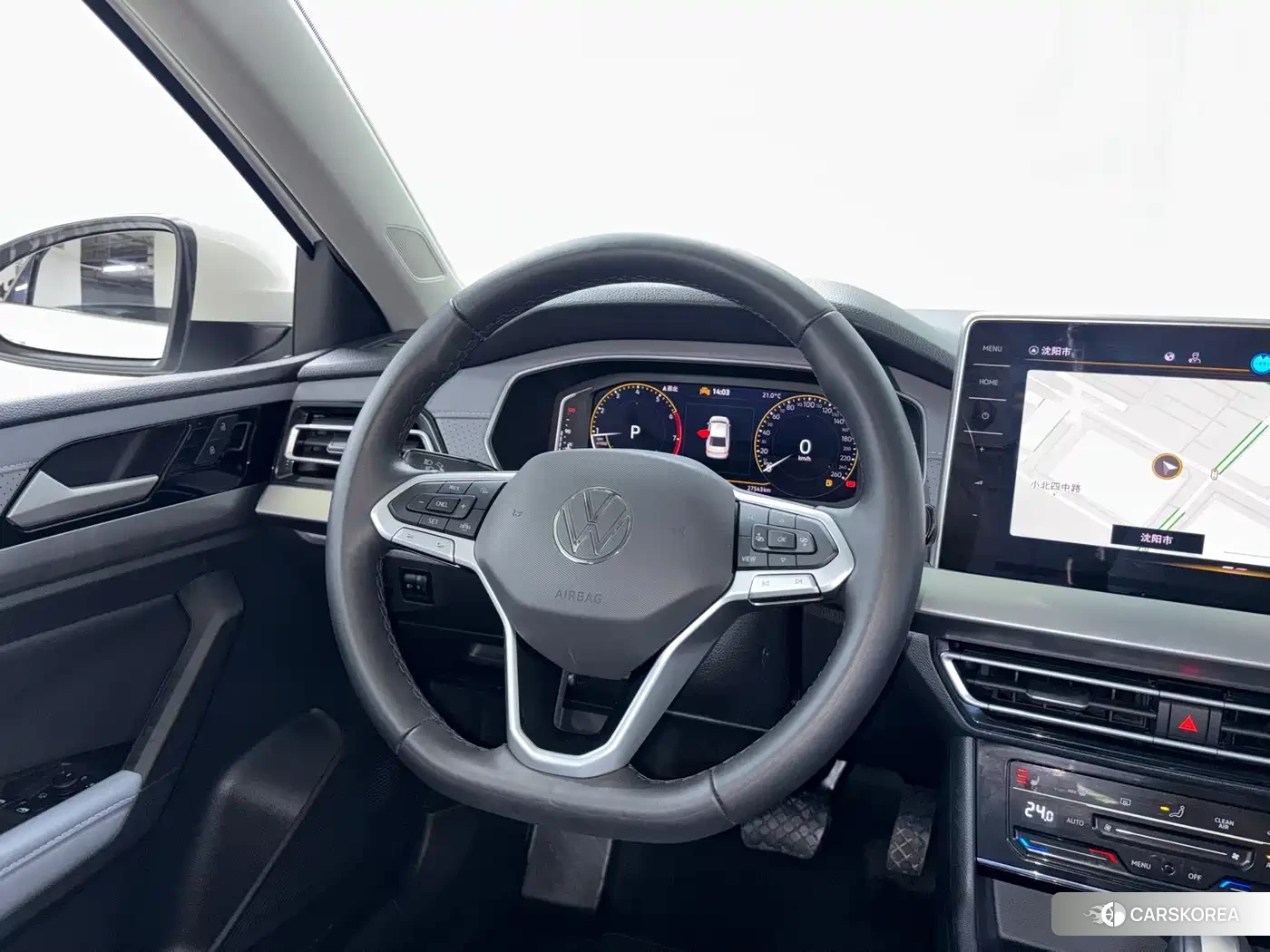 Volkswagen Lavida 2023 Белый из Китая, фото 4