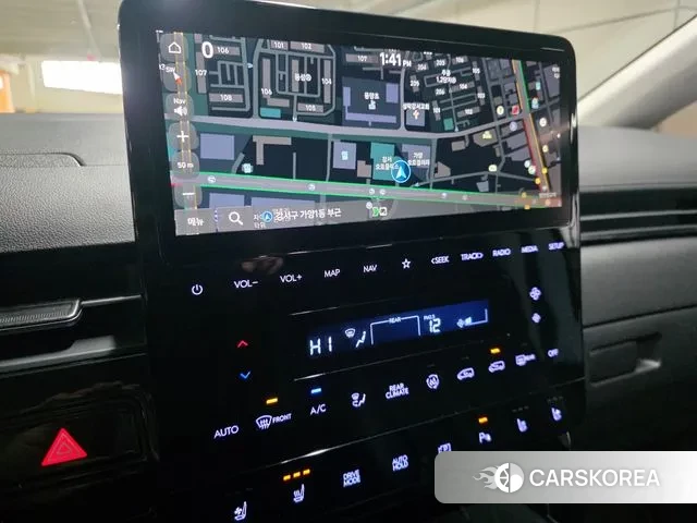 Hyundai Staria 2023 Белый из Кореи, фото 4