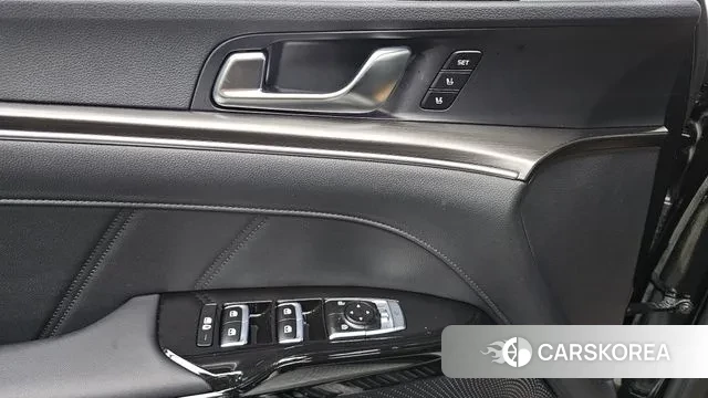 Kia K5 Hybrid 3rd Generation 2023 Черный из Кореи, фото 4