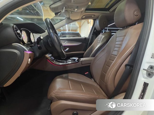 Mercedes-Benz E-Class W213 2019 Белый из Кореи, фото 4