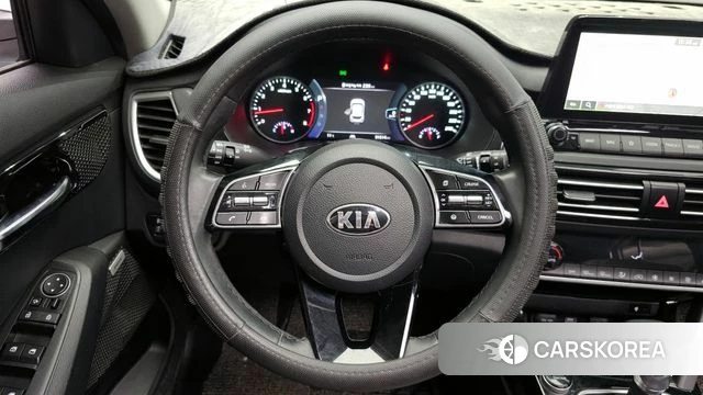Kia Seltos 2019 Белый из Кореи, фото 4