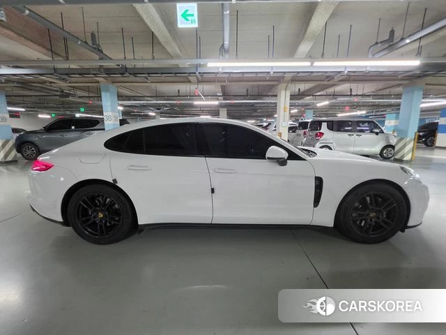 Porsche Panamera (971) 2018 Белый из Кореи, фото 4
