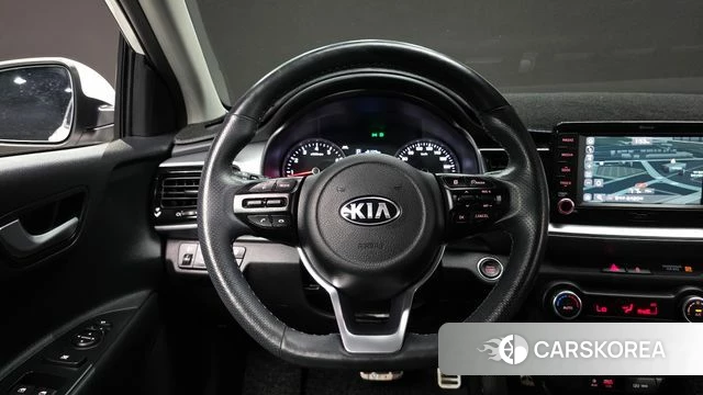 Kia Stonic 2020 Белый из Кореи, фото 4