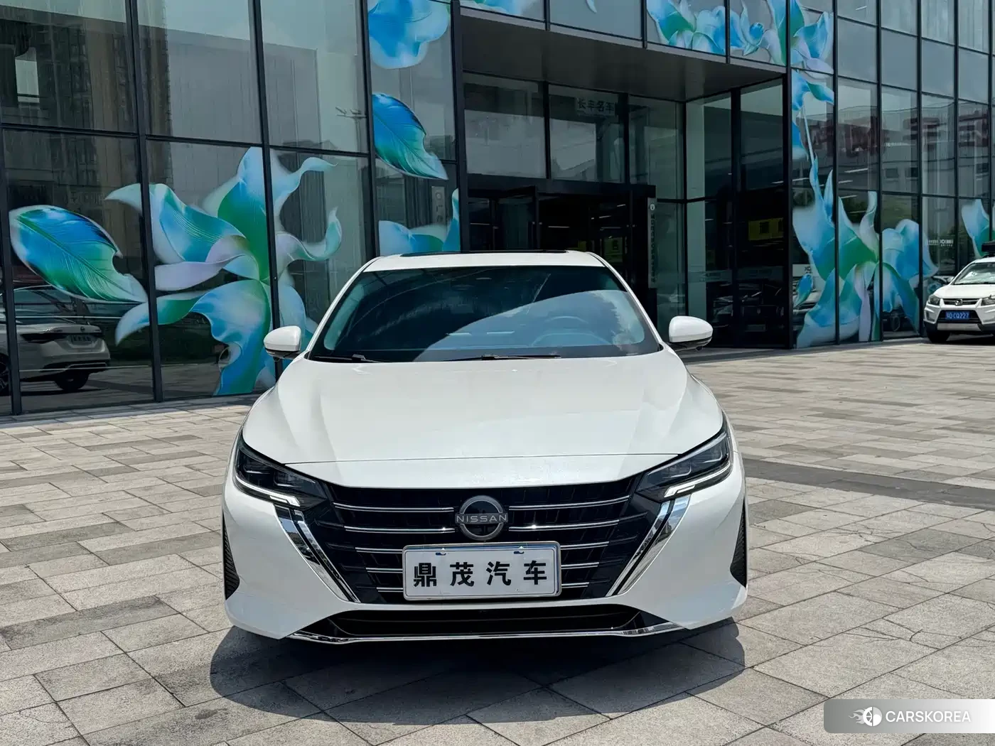 Nissan Sylphy 2023 Белый из Китая, фото 4